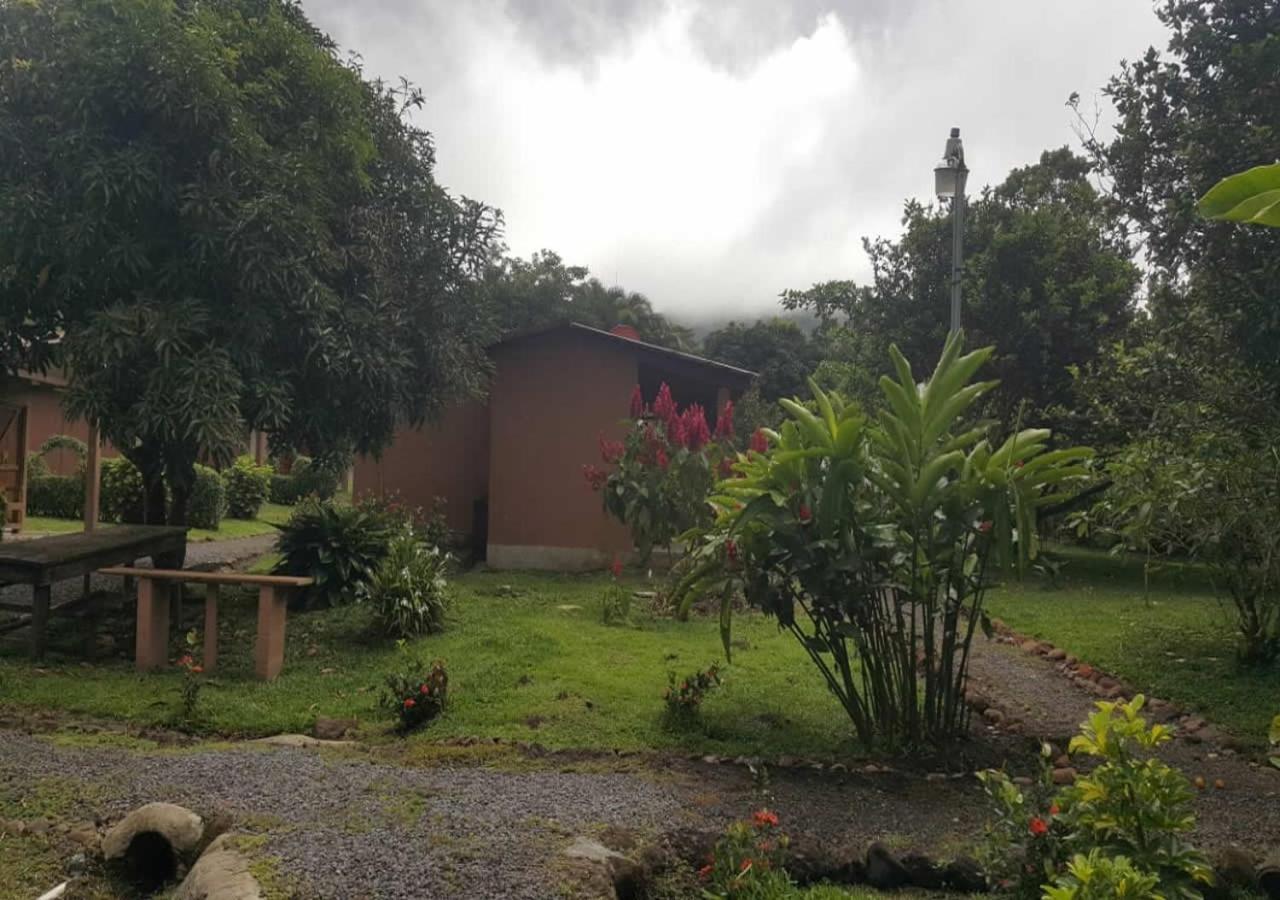 Paraiso Volcano Lodge Guayabo  외부 사진